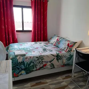 Quarto em Acomodações Particulares Anthony's Place, Almada