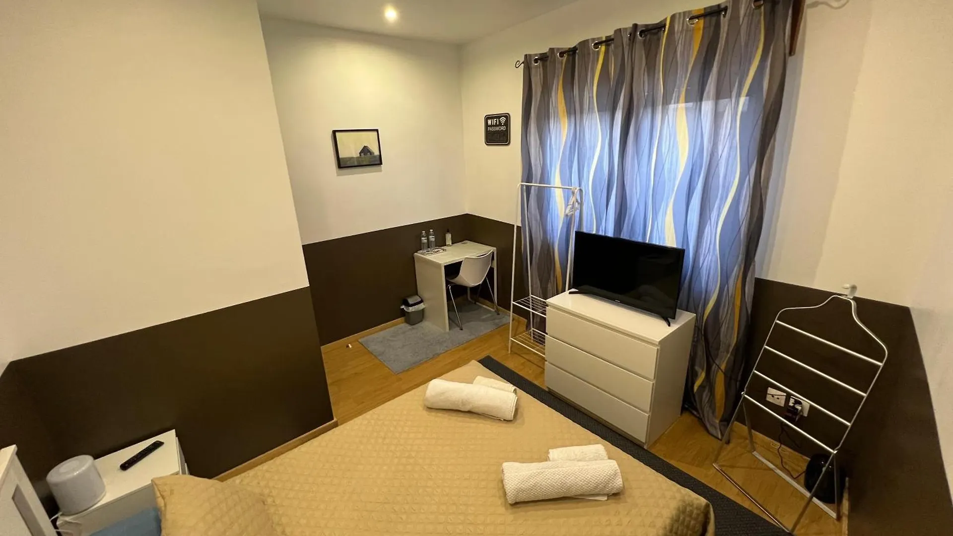 Paradise Camarate  Homestay Camarate (Lisbon)